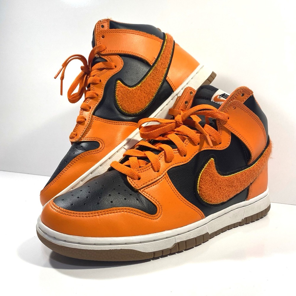 Nike Mens Size 11 Dunk High Retro University Black Safety Orange DR8805-002